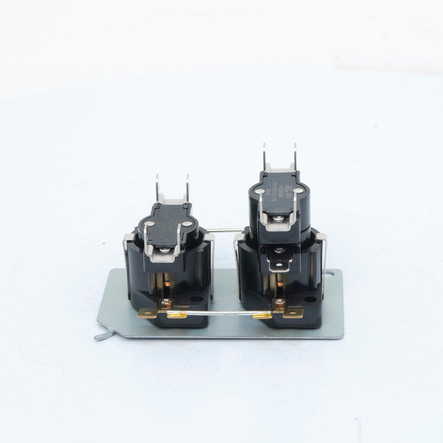 DPST-SPST Heat Sequencer